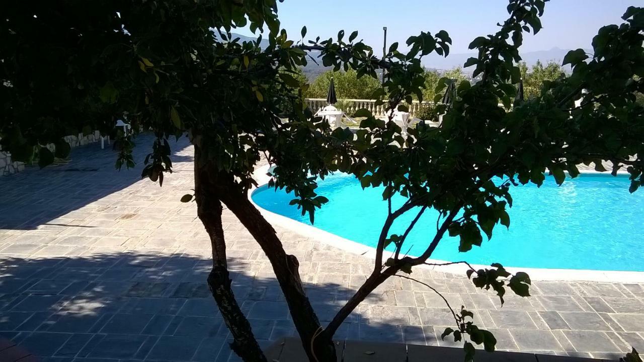 Agriturismo Vemi Villa Santa Sofia d'Epiro Екстериор снимка